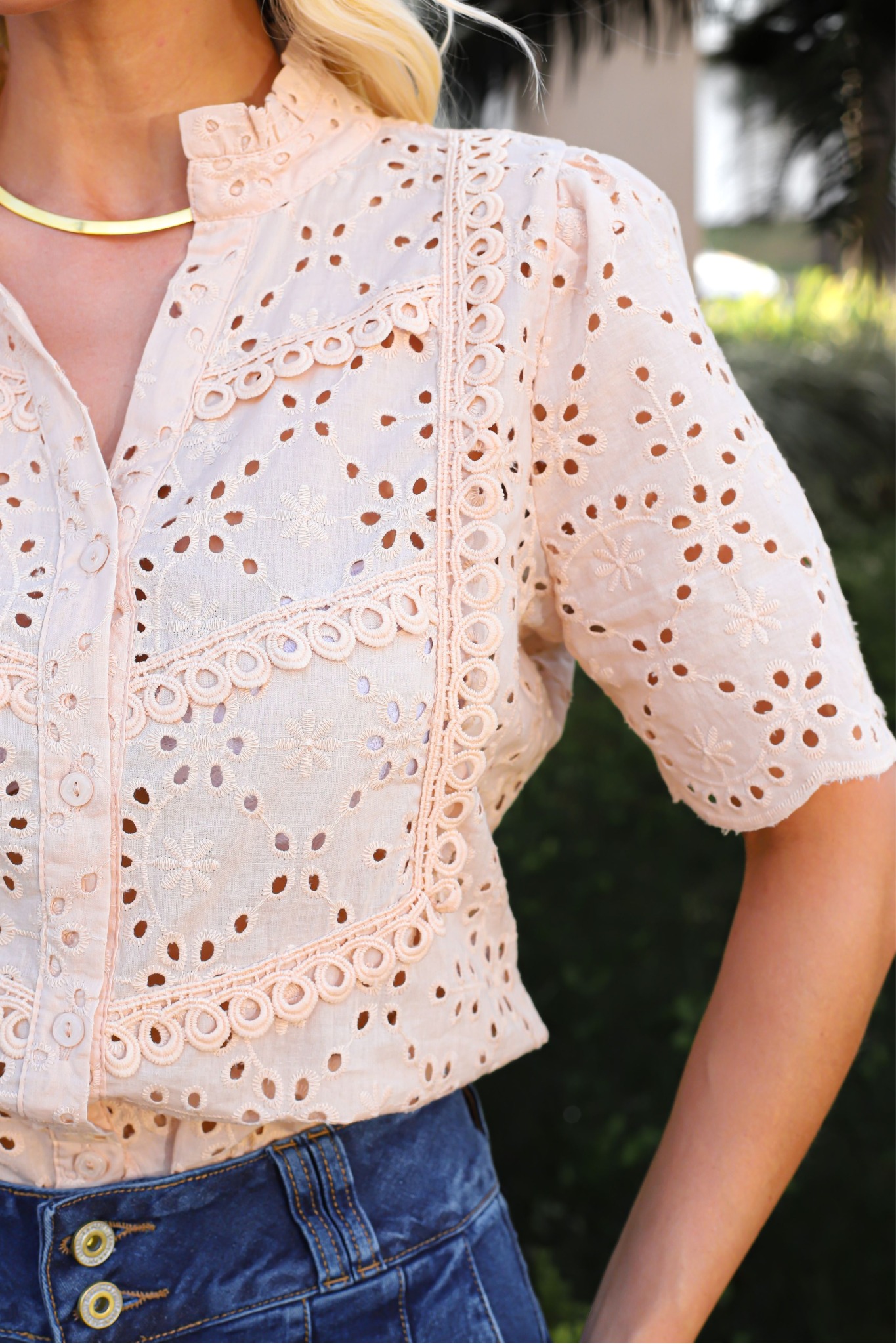 Camisa Feminina Laise Nude Manga Curta Ref 59953