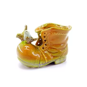 AMARELO